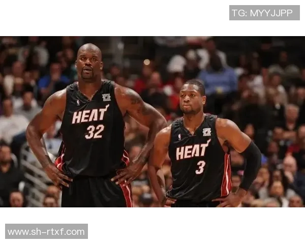 热火对决篮网韦德领衔球队再创辉煌展现篮球魅力与激情对抗