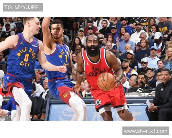 篮球明星客场之旅揭秘他们如何在异地赛场创造辉煌成就